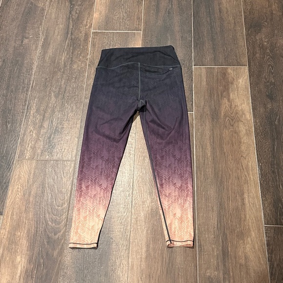 Ar-33 Purple/Pink Ombre High Rise Legging Yoga Pants Sz L NWOT - Picture 4 of 6